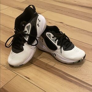 Under Armour Lockdown 6 Basketball Shoes